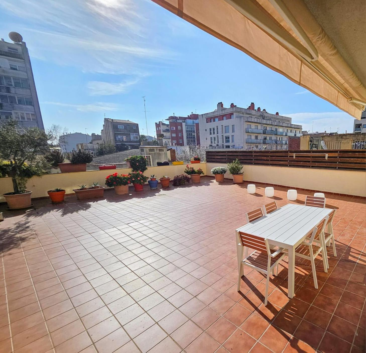 Apartamento Vilallonga Figueras Extérieur photo