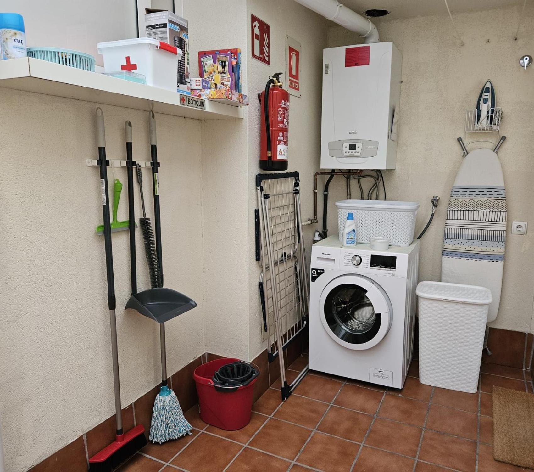 Apartamento Vilallonga Figueras Extérieur photo